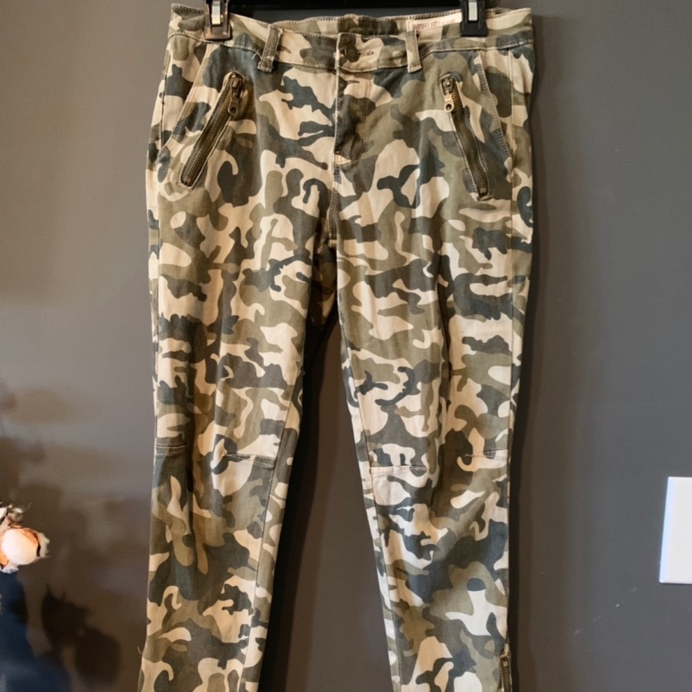 Skinny jeans